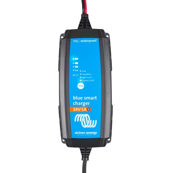 Blue Smart IP65 Charger 24/8(1) 230V CEE 7/17 Retail